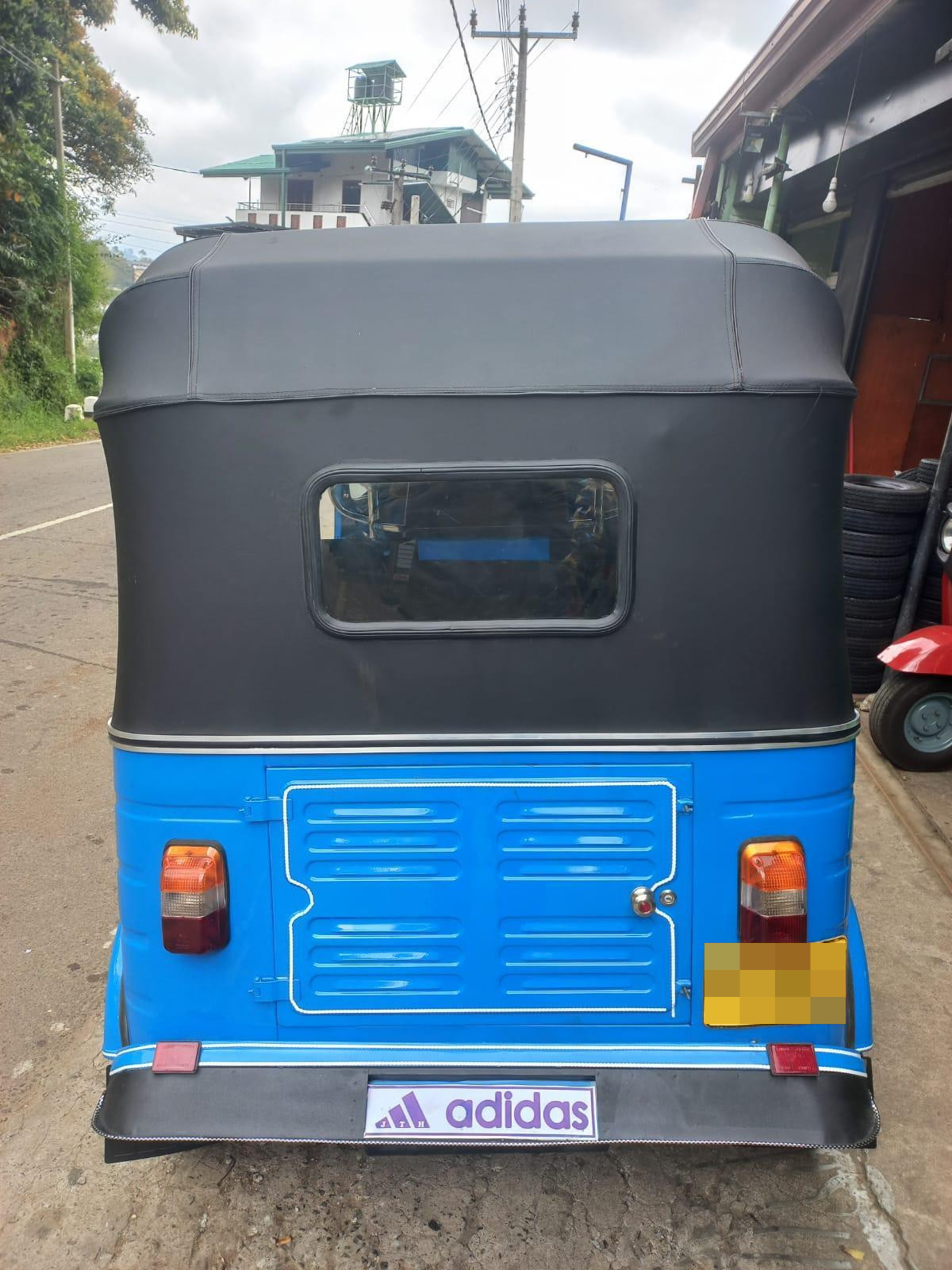 Bajaj Three Wheel 2012 - භාවිතා කරන ලද ත්‍රිරෝද රථය sale in Sri Lanka - patpat.lk