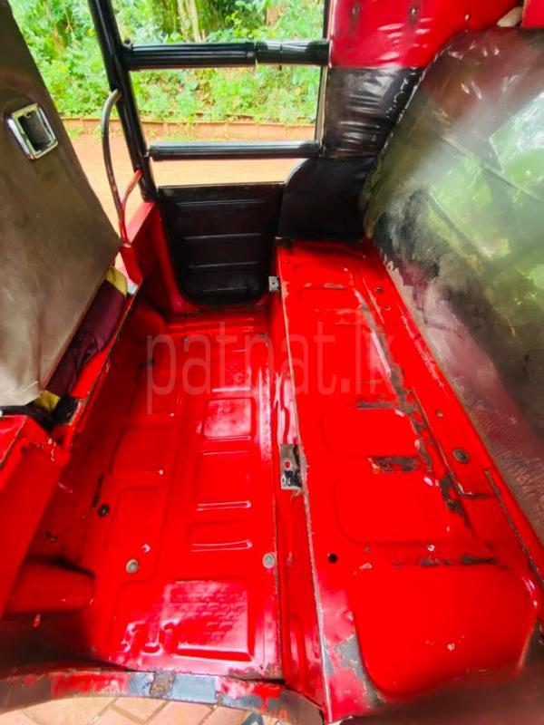 Bajaj 4 stroke 2016 - Used Three wheeler sale in Sri Lanka - patpat.lk