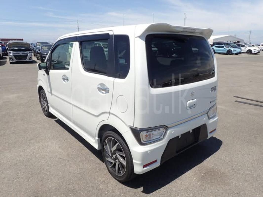 Advertisement image 3