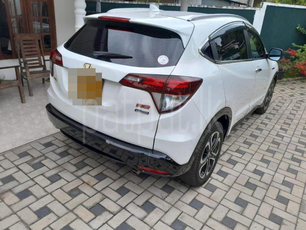 Honda Vezel 2015 - பயன்படுத்தப்பட்டது SUV sale in Sri Lanka - patpat.lk