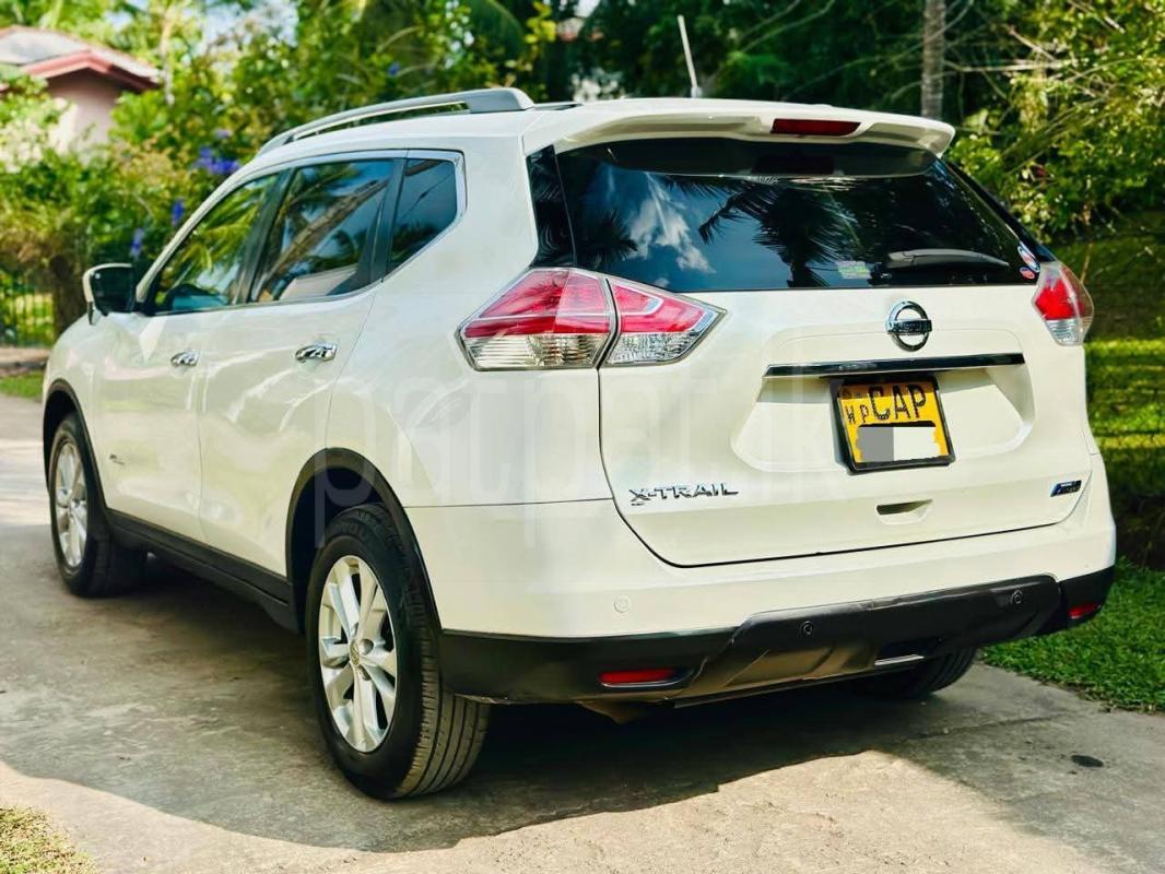 Advertisement image 4