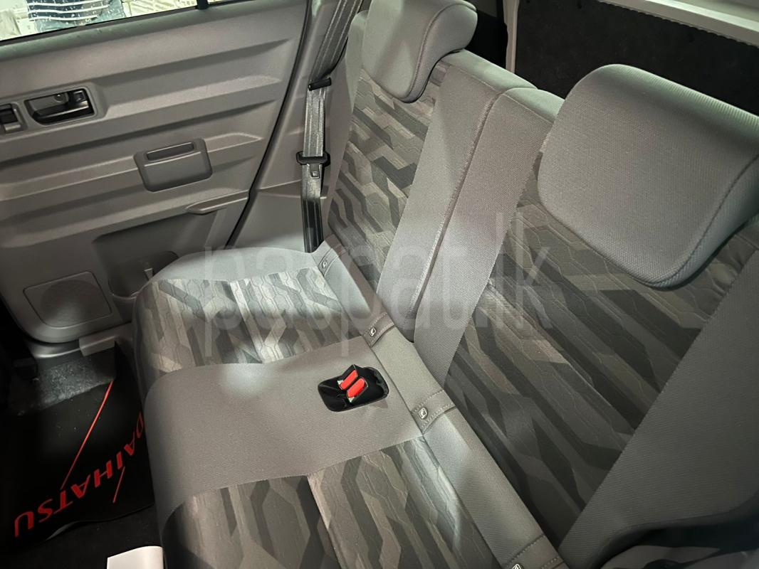 Advertisement image 6