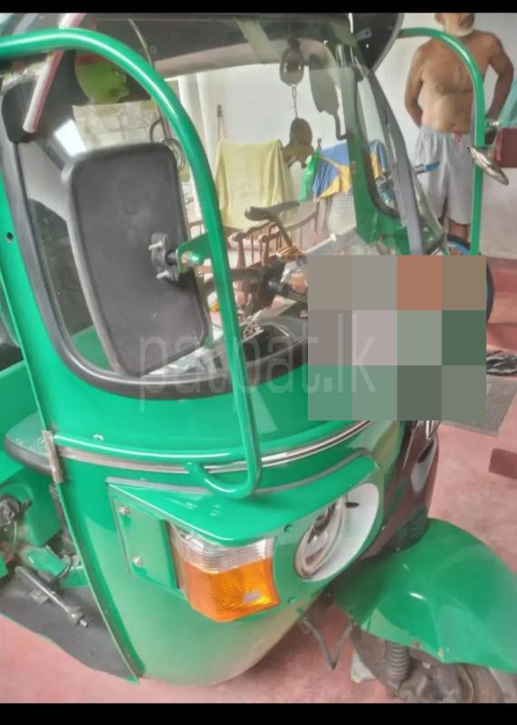 Bajaj 4 stroke 2012 - භාවිතා කරන ලද ත්‍රිරෝද රථය sale in Sri Lanka - patpat.lk
