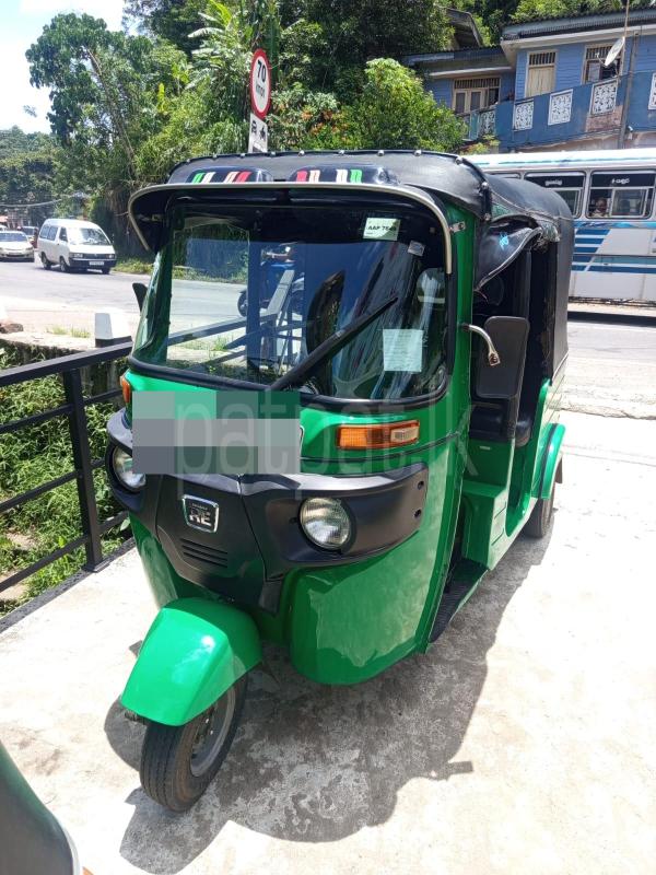 Bajaj Three Wheel 2014 - பயன்படுத்தப்பட்டது முச்சக்கர வண்டி sale in Sri Lanka - patpat.lk