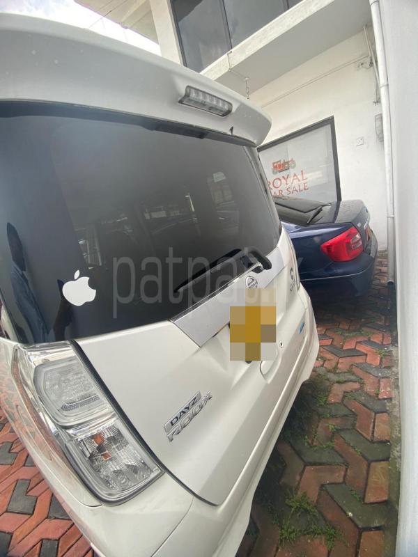 Advertisement image 6