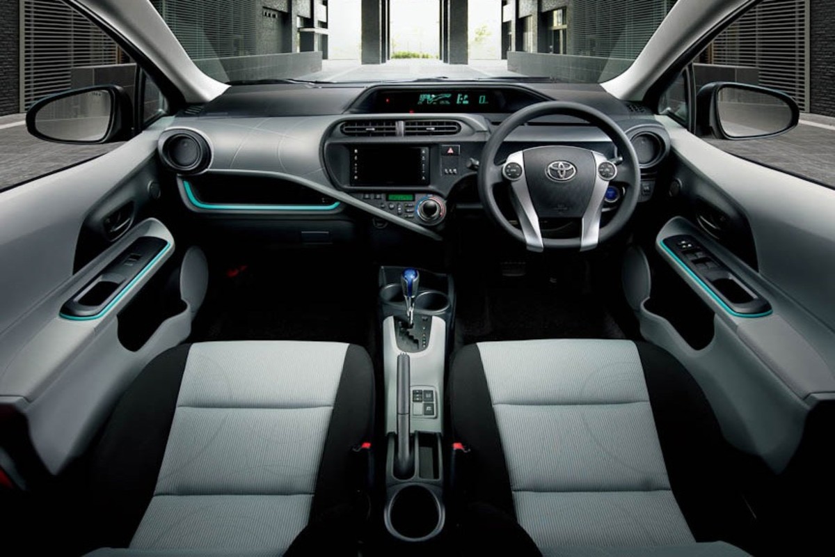 Toyota Aqua 2013 - Used Car sale in Sri Lanka - patpat.lk