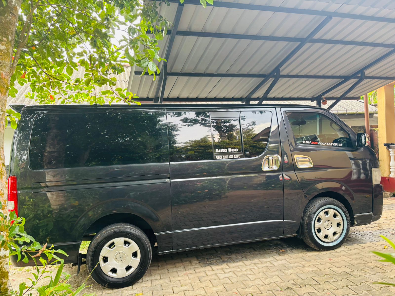 Advertisement image 4