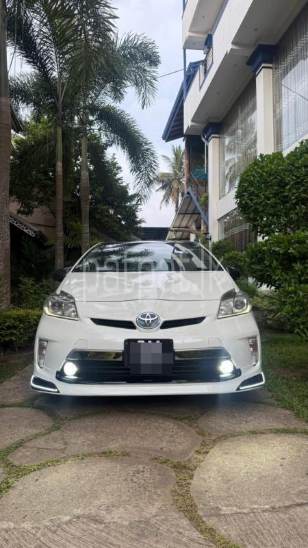 Toyota Prius 2012 - Used Car sale in Sri Lanka - patpat.lk