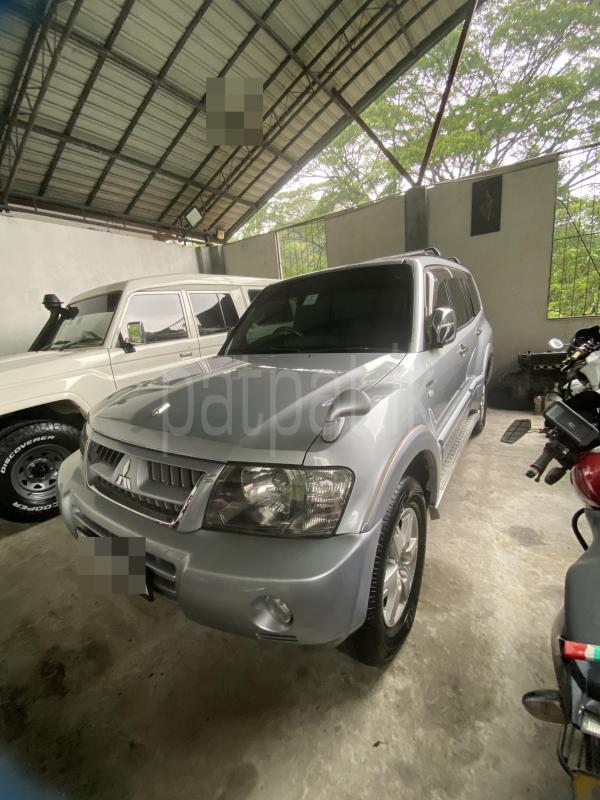 Mitsubishi Montero 2005 - பயன்படுத்தப்பட்டது SUV sale in Sri Lanka - patpat.lk