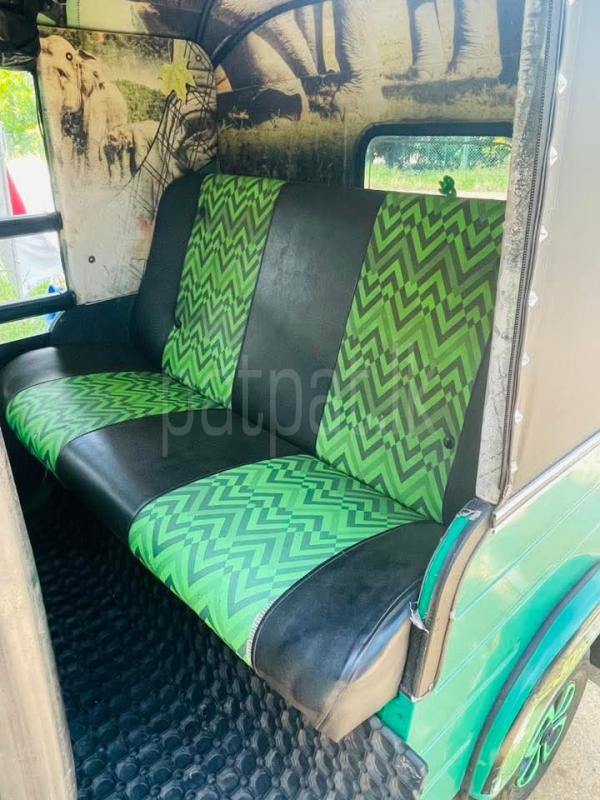 Bajaj Three Wheel 2018 - மறுசீரமைக்கப்பட்டது முச்சக்கர வண்டி sale in Sri Lanka - patpat.lk