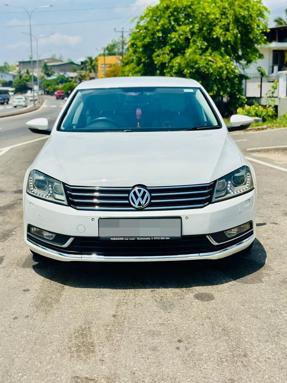 Volkswagen Passat 2012 ads-image-1