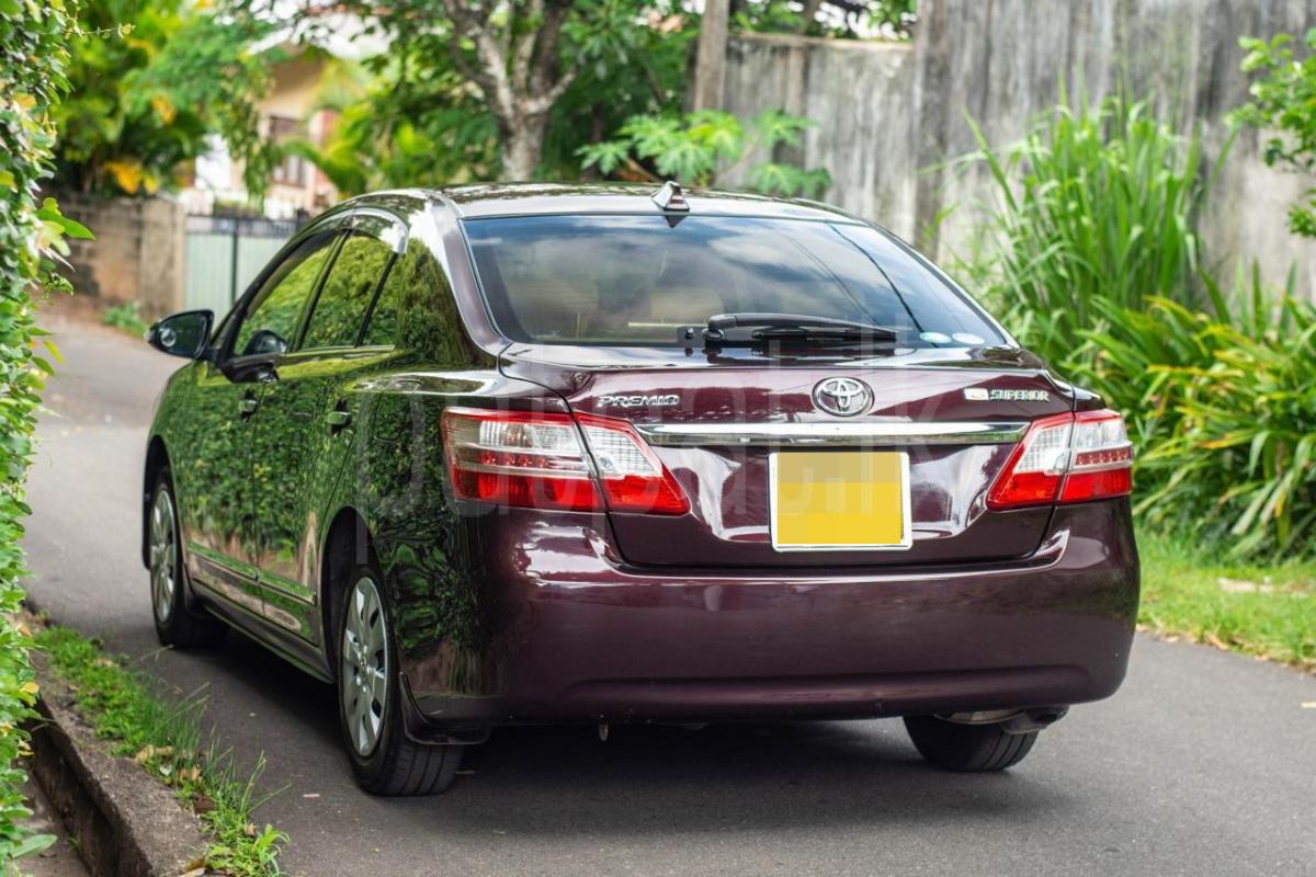 Toyota Premio 2013 - பயன்படுத்தப்பட்டது கார் sale in Sri Lanka - patpat.lk