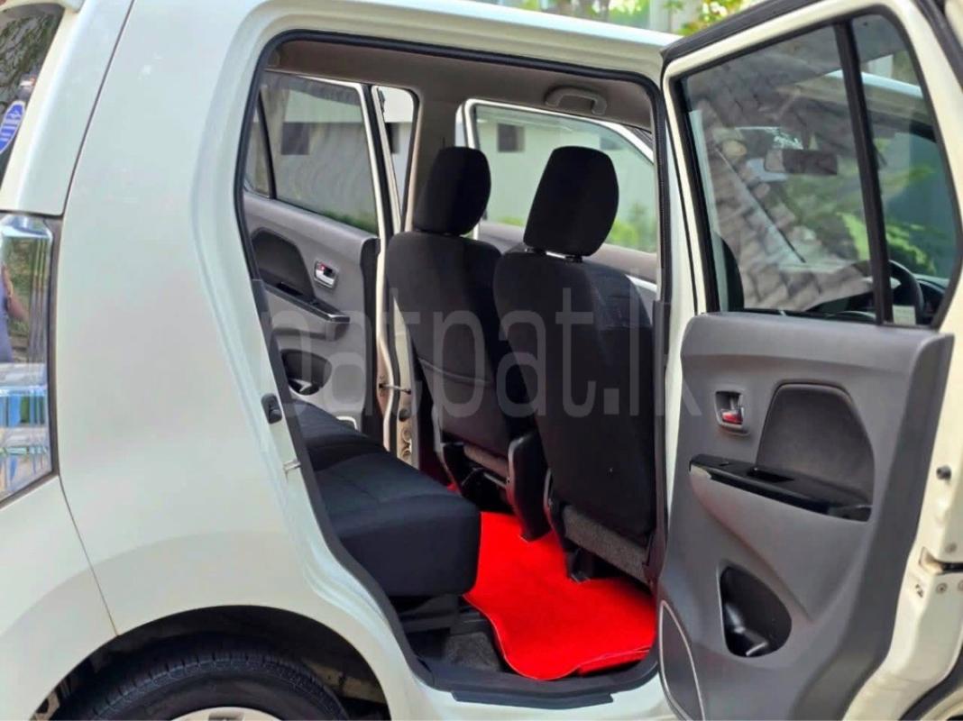 Advertisement image 6