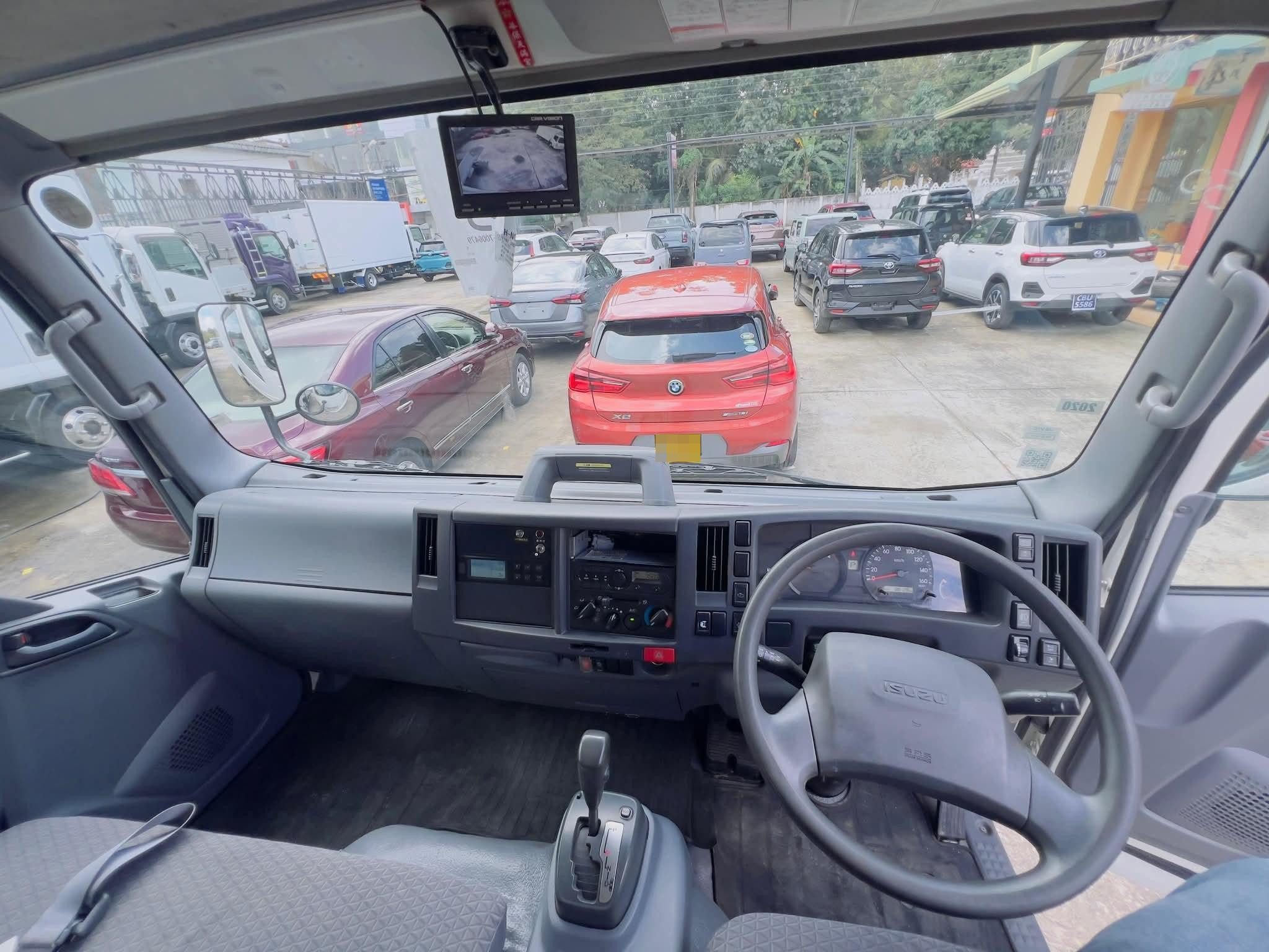 Isuzu ELF 2020 - சான்றளிக்கப்பட்டது டிரக் sale in Sri Lanka - patpat.lk