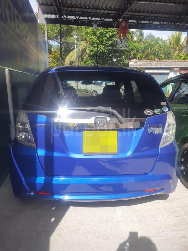 Honda Fit 2011 - பயன்படுத்தப்பட்டது கார் sale in Sri Lanka - patpat.lk