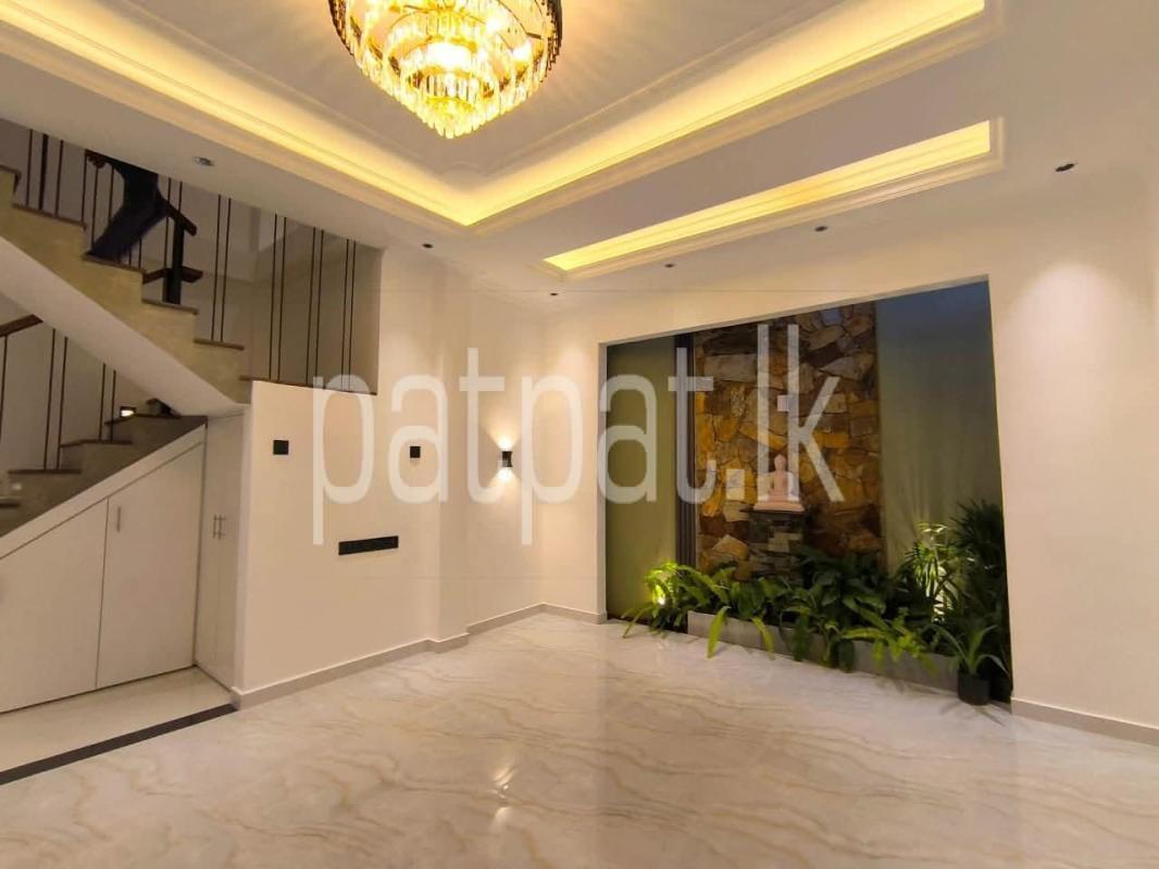 Advertisement image 4