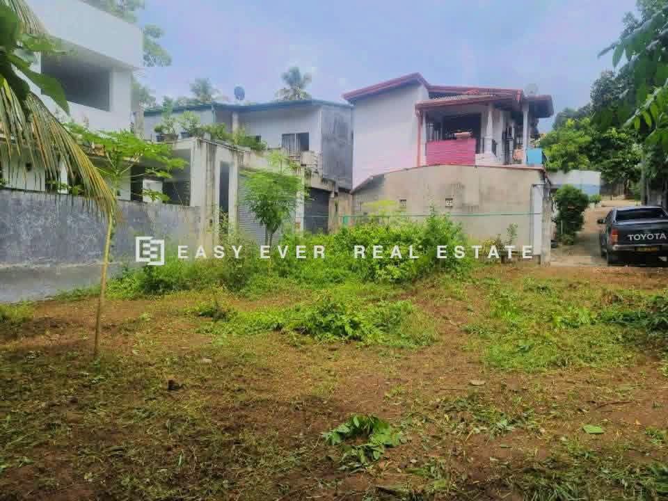 Residential Land for Sale in Kadawatha