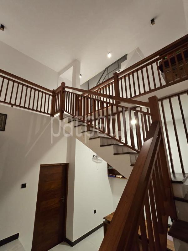 House for Sale in Wellawatta (Colombo 06)