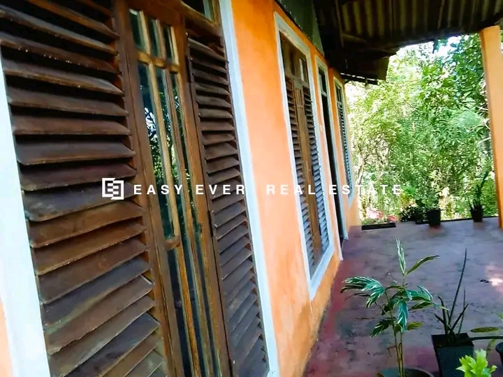 Commercial Land for Sale in Minuwangoda
