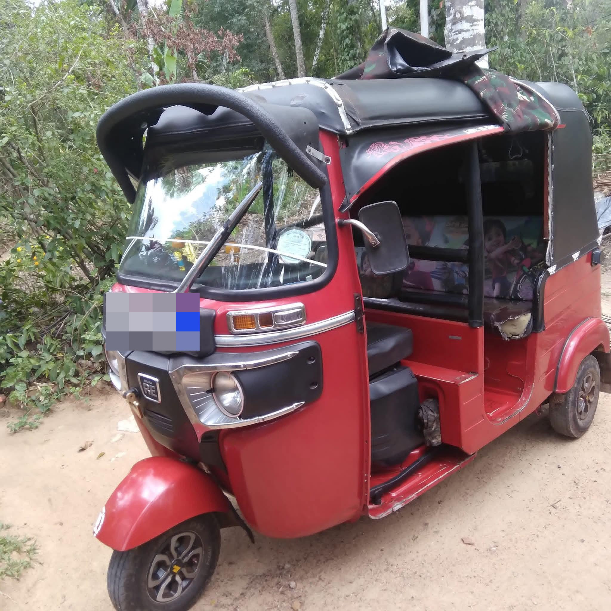 Bajaj Three Wheel 2018 - භාවිතා කරන ලද ත්‍රිරෝද රථය sale in Sri Lanka - patpat.lk