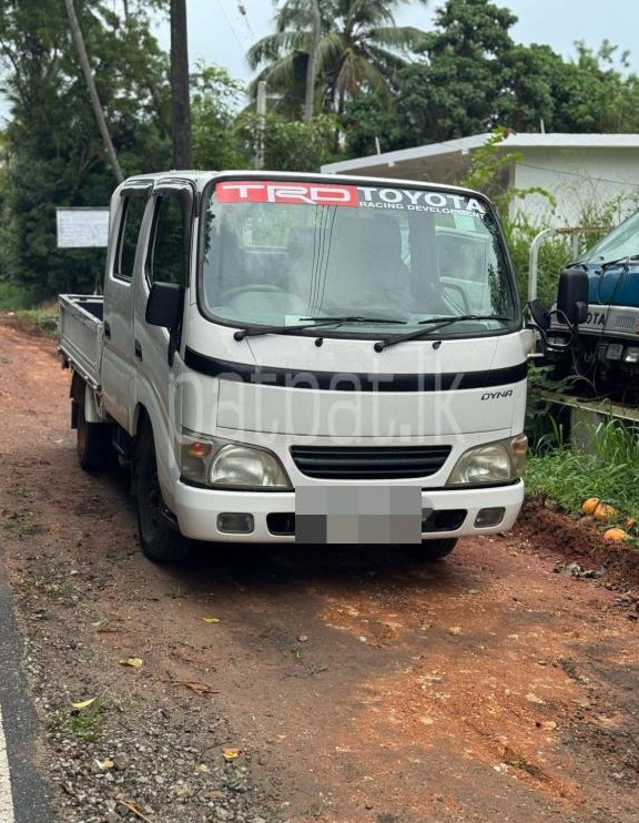 Toyota Dyna 1993 - பயன்படுத்தப்பட்டது டிரக் sale in Sri Lanka - patpat.lk