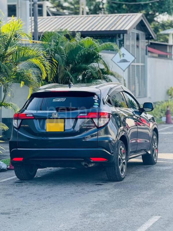 Advertisement image 4