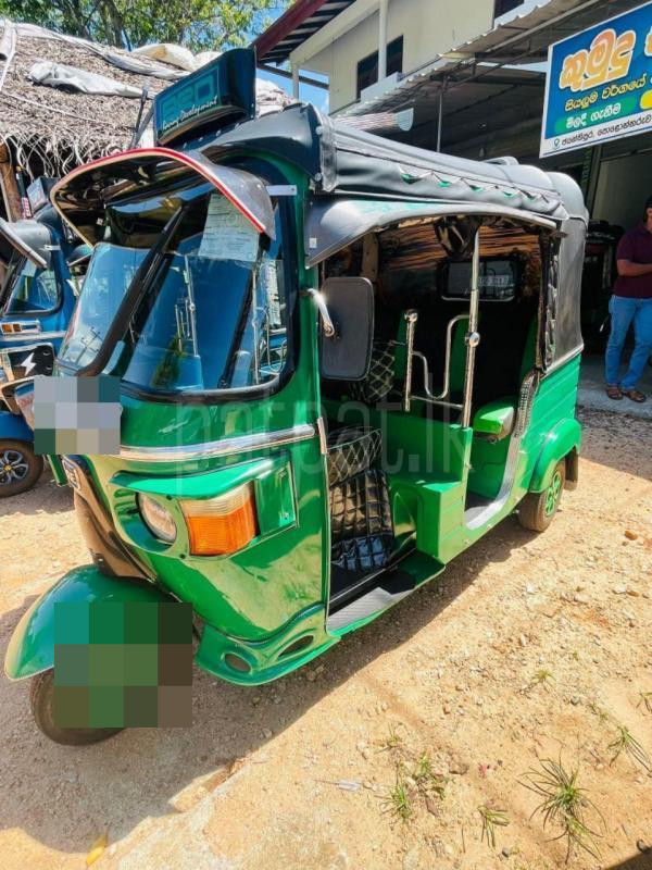 Bajaj Three Wheel 2011 - மறுசீரமைக்கப்பட்டது முச்சக்கர வண்டி sale in Sri Lanka - patpat.lk
