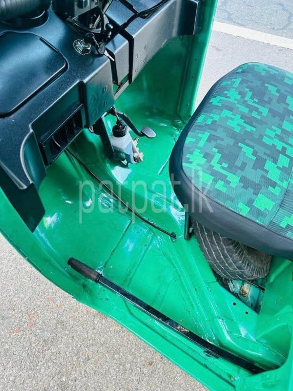 Advertisement image 6