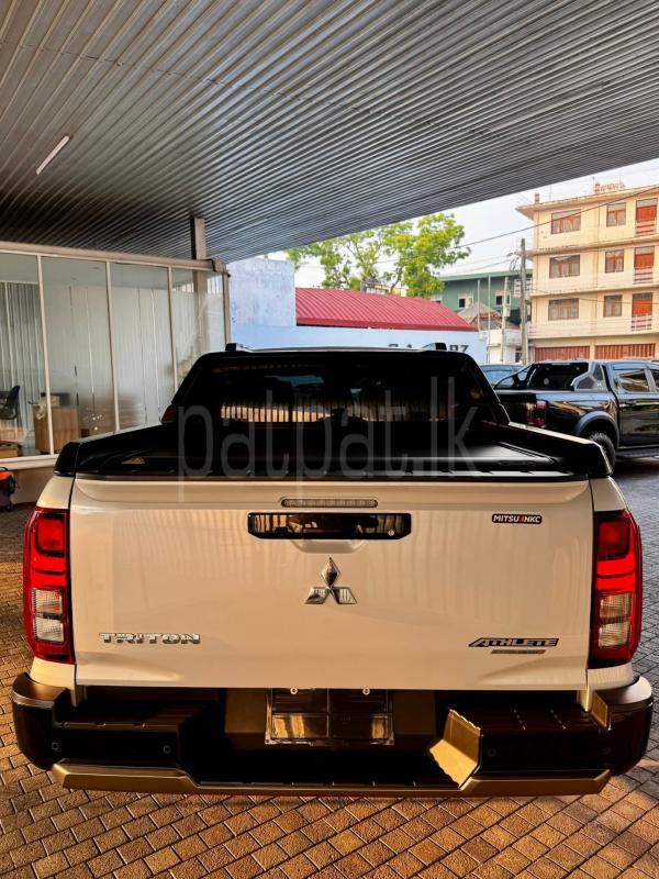 Advertisement image 5