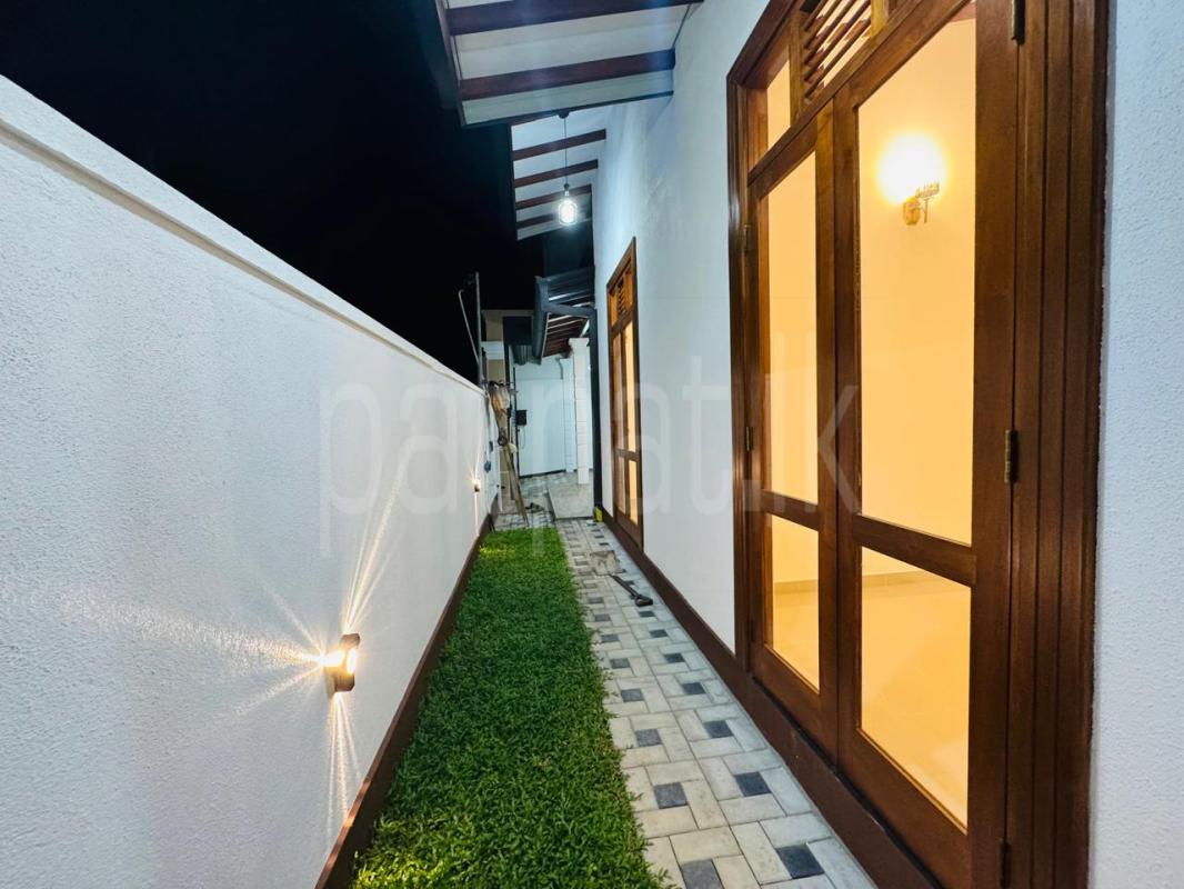 House for Sale in Polgasowita