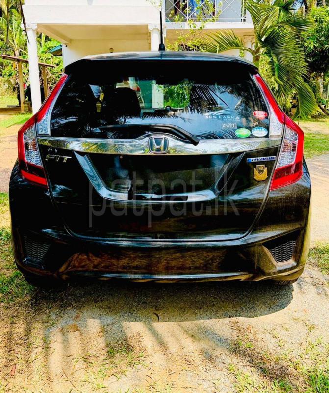 Advertisement image 4