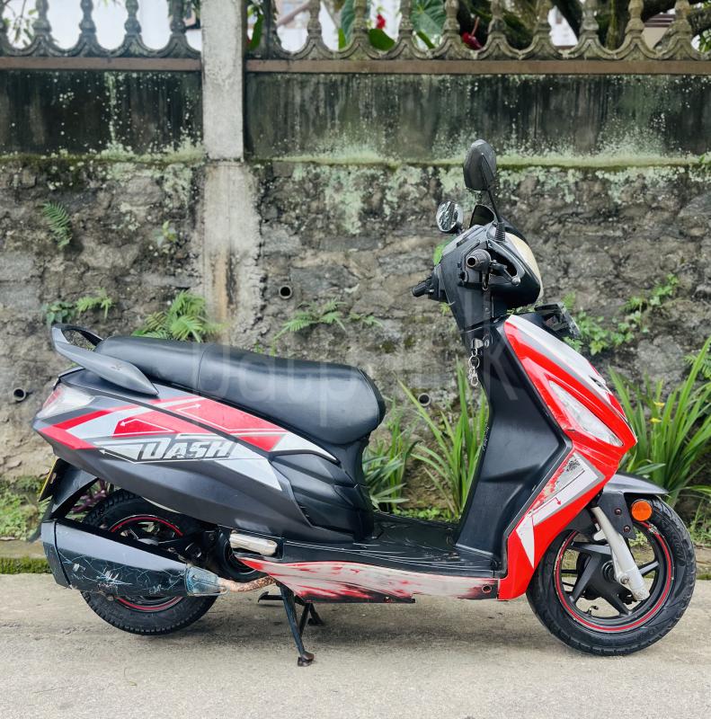 Advertisement image 4