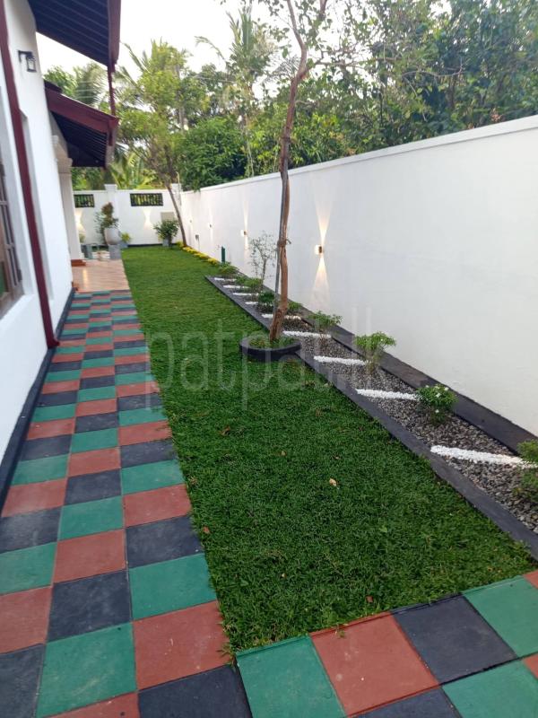 House for Sale in Minuwangoda