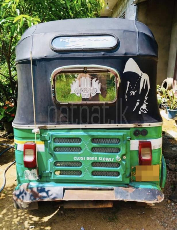 Bajaj Three Wheel 2012 - Used Three wheeler sale in Sri Lanka - patpat.lk
