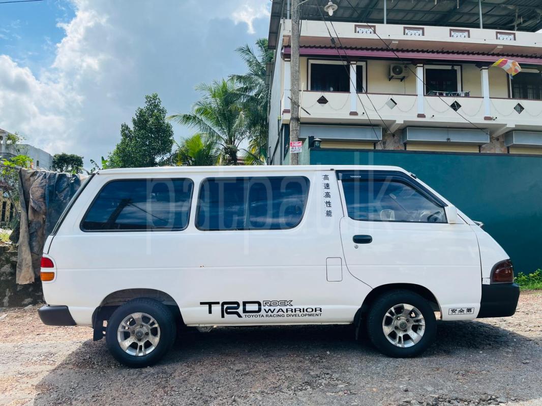 Toyota TownAce 1995 - Used Van sale in Sri Lanka - patpat.lk