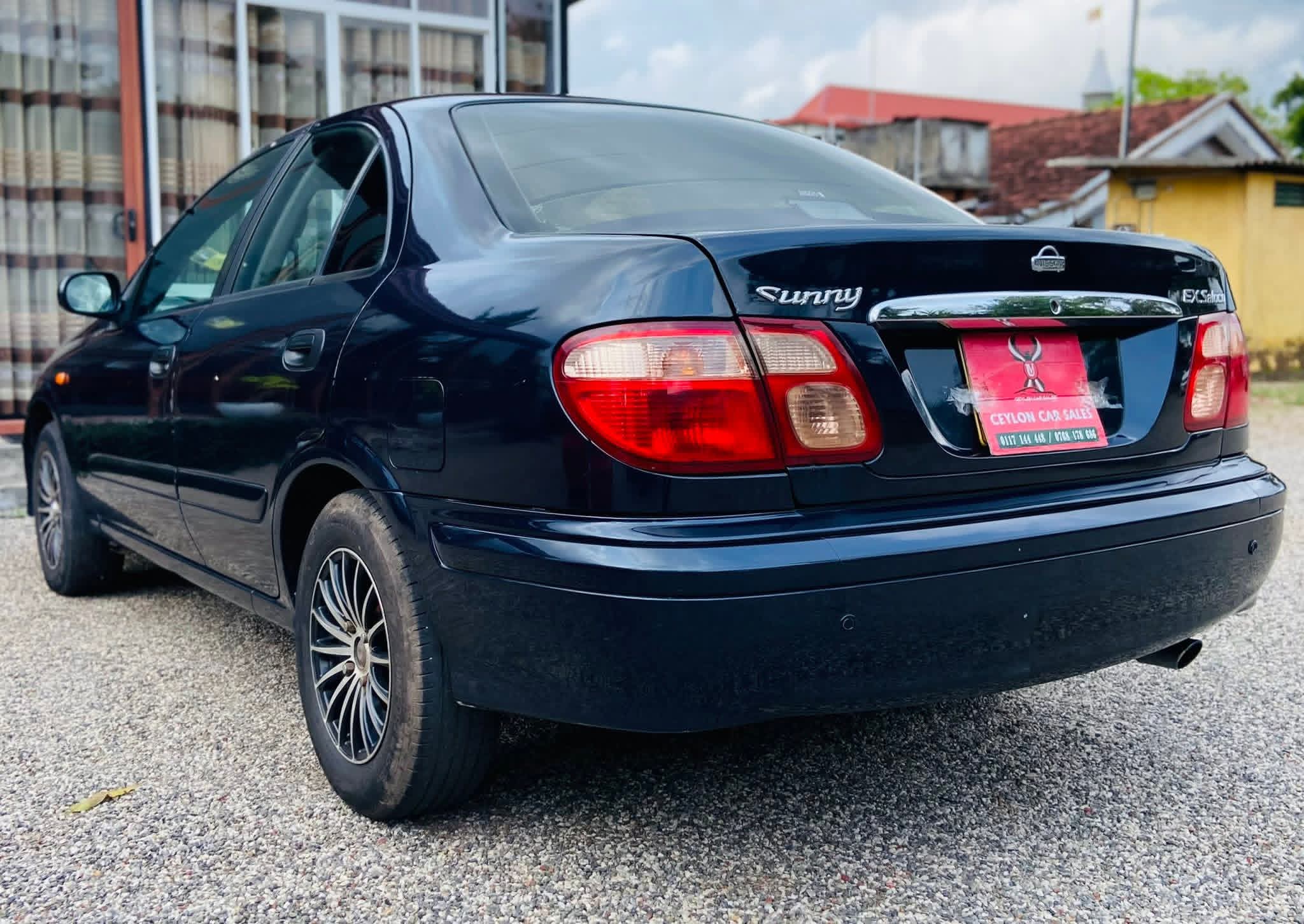 Nissan Sunny 2004 - பயன்படுத்தப்பட்டது கார் sale in Sri Lanka - patpat.lk