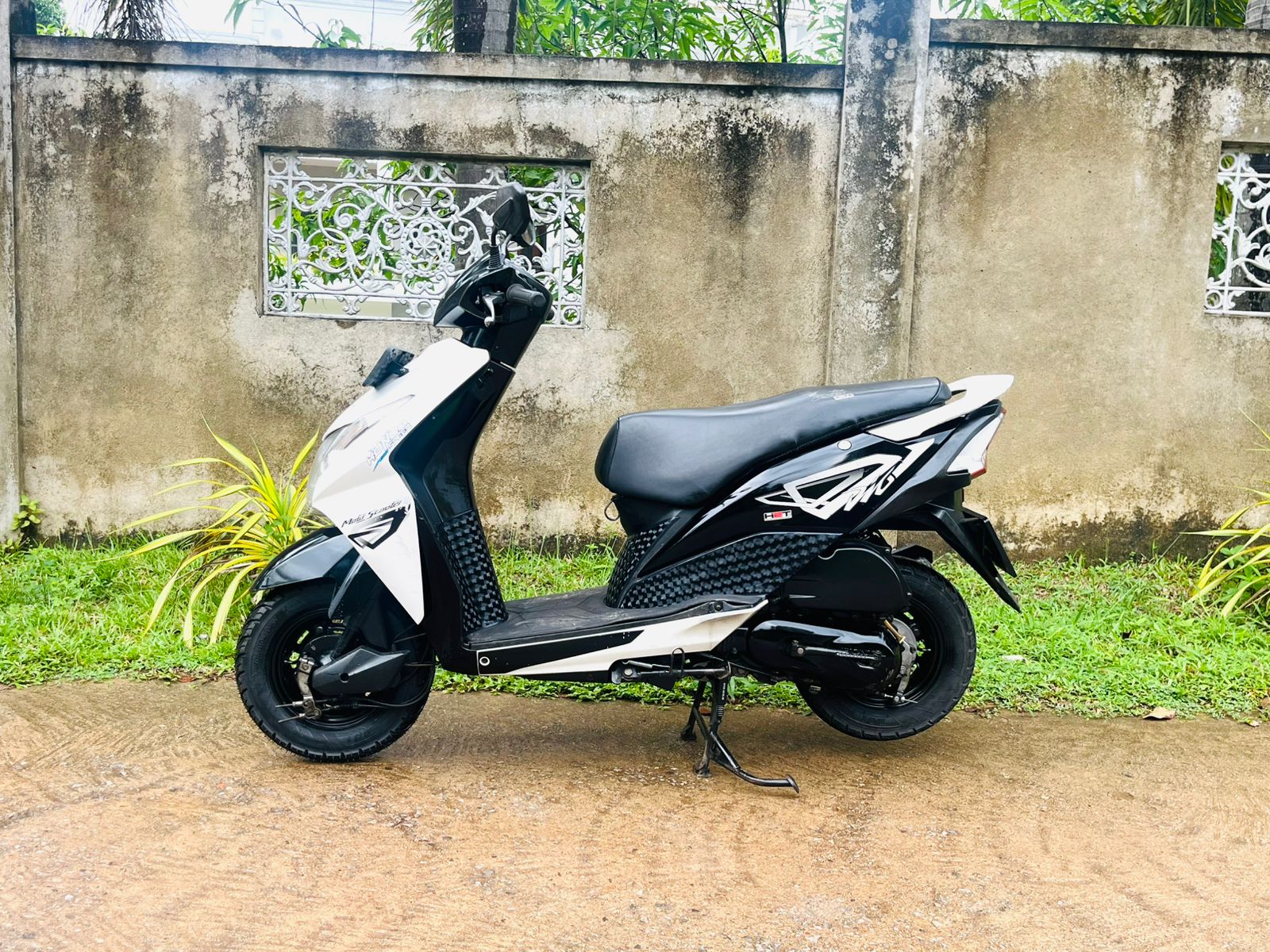 Honda Dio 2017 - பயன்படுத்தப்பட்டது பைக் sale in Sri Lanka - patpat.lk