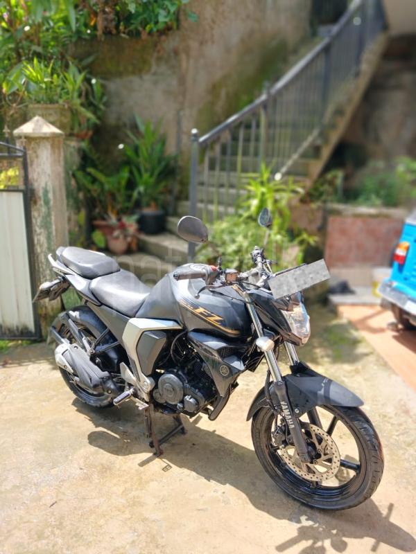Yamaha FZ 2016 - Used Bike sale in Sri Lanka - patpat.lk