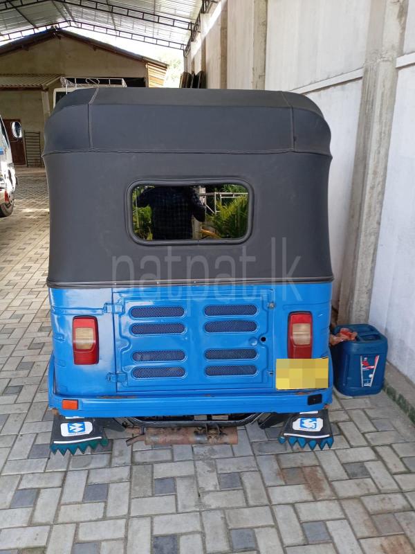Bajaj Three Wheel 2013 - பயன்படுத்தப்பட்டது முச்சக்கர வண்டி sale in Sri Lanka - patpat.lk
