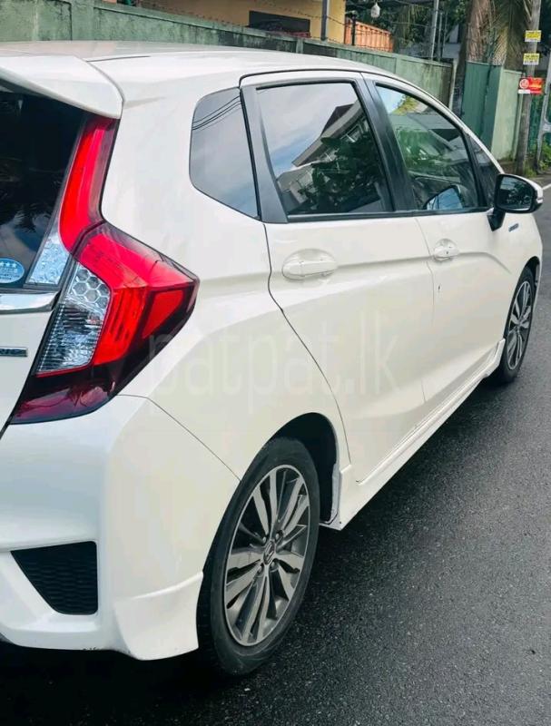 Honda Fit 2014 - பயன்படுத்தப்பட்டது கார் sale in Sri Lanka - patpat.lk