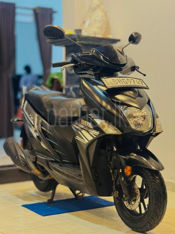 Yamaha Ray ZR 2018 - பயன்படுத்தப்பட்டது பைக் sale in Sri Lanka - patpat.lk