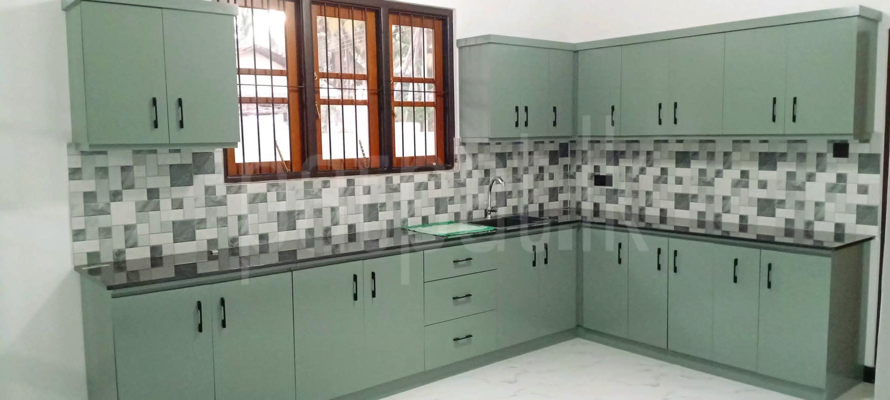 House for Sale in Wennappuwa