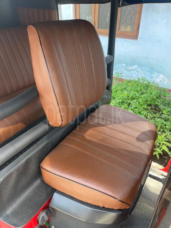 Bajaj 4 stroke 2026 - பயன்படுத்தப்பட்டது முச்சக்கர வண்டி sale in Sri Lanka - patpat.lk