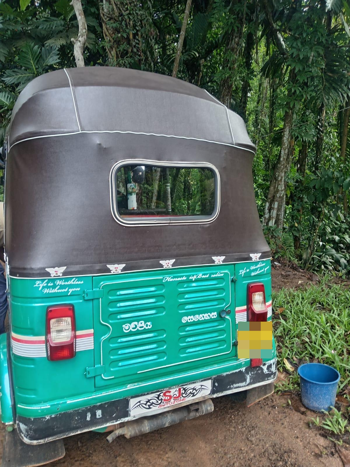 Bajaj Three Wheel 2010 - பயன்படுத்தப்பட்டது முச்சக்கர வண்டி sale in Sri Lanka - patpat.lk