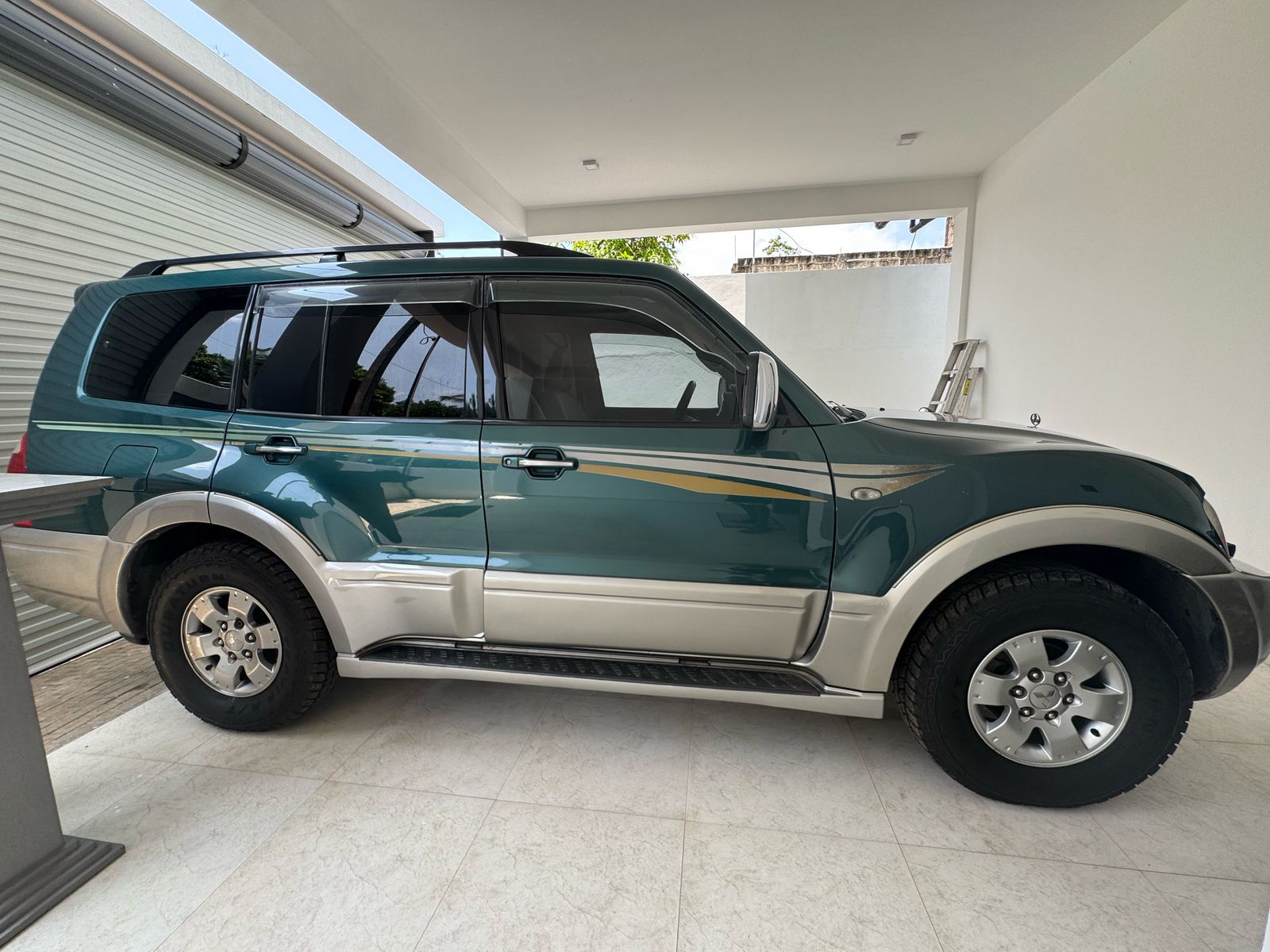 Mitsubishi Montero 2002 - Used SUV sale in Sri Lanka - patpat.lk