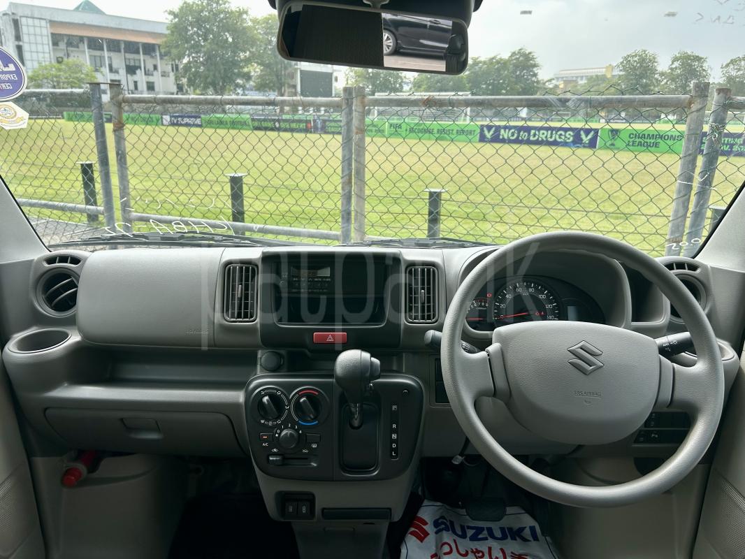 Advertisement image 6