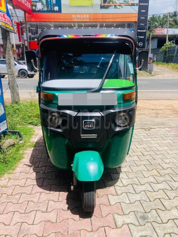 Bajaj 4 stroke 2016 - Used Three wheeler sale in Sri Lanka - patpat.lk