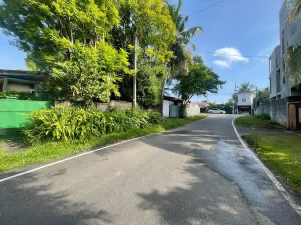 Residential Land for Sale in Pelawatta