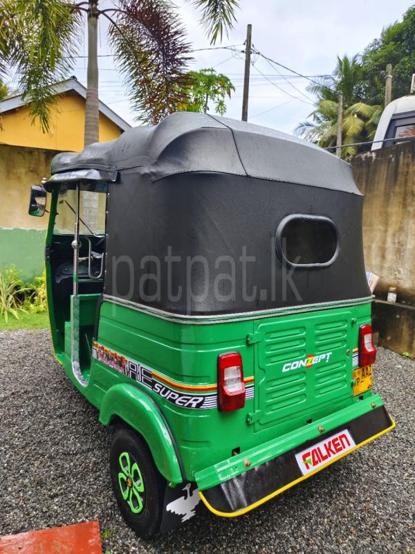 Bajaj 4 stroke 2015 - பயன்படுத்தப்பட்டது முச்சக்கர வண்டி sale in Sri Lanka - patpat.lk