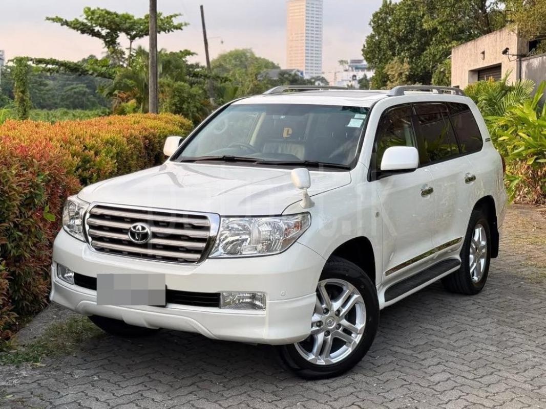 Toyota Land Cruiser 2010 - பயன்படுத்தப்பட்டது SUV sale in Sri Lanka - patpat.lk